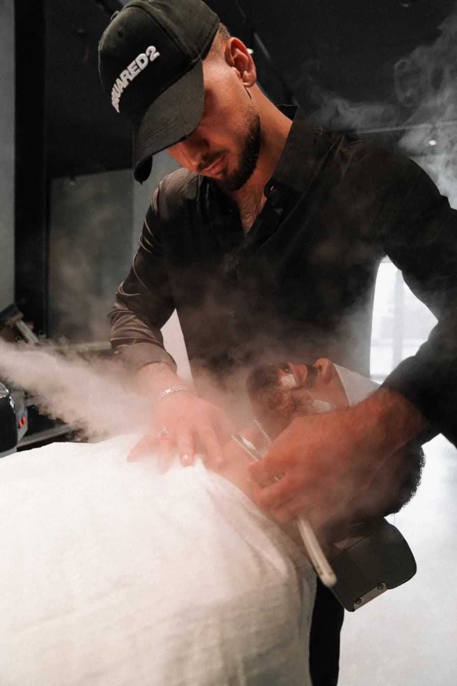 Hot-towel shave at ONYX Cuts in Vienna